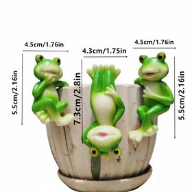 Dukiwu miniature landscape frog figurine suitable for indoor displays.