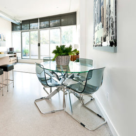 Dulles Glass premium USA-made glass ensures quality and consistency.