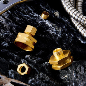 Dunzy corrosion-resistant brass hose adapter built for outdoor gardening and long-lasting use.