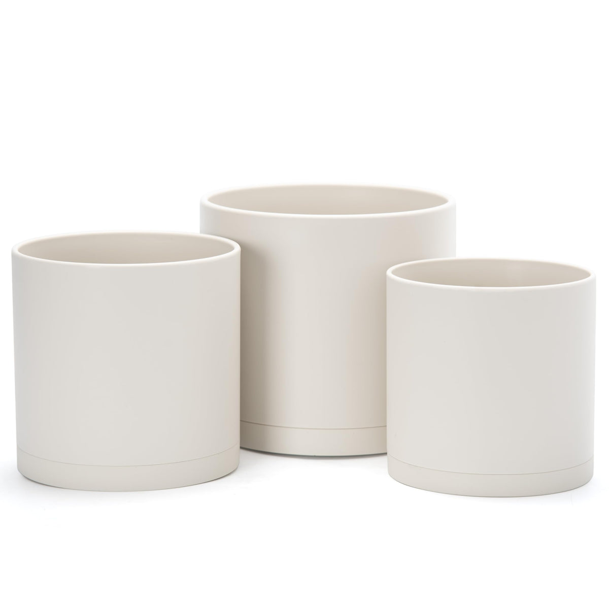D'vine Dev 6-inch planter with drainage hole for indoor plants.