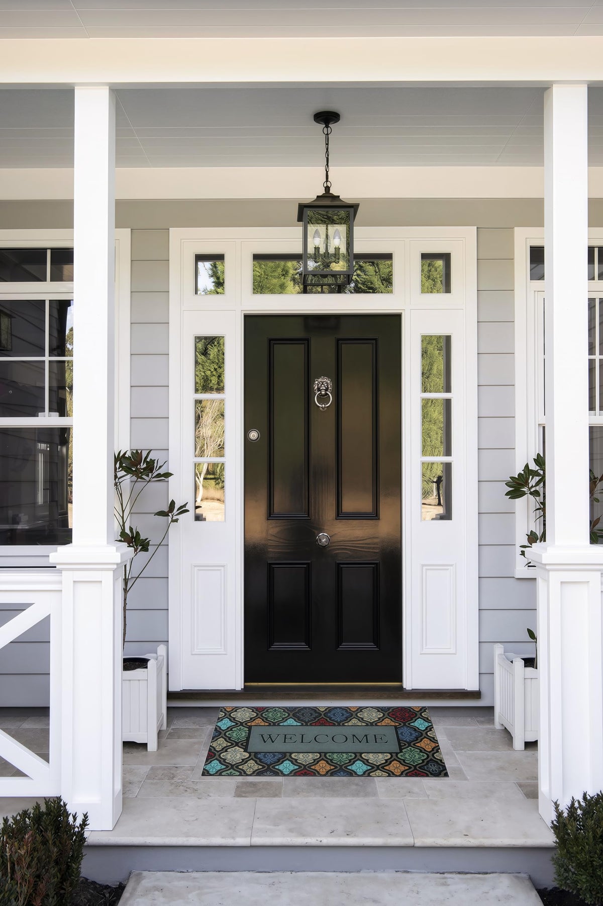 DWKKX teal flower mat blends with outdoor decor while staying functional.