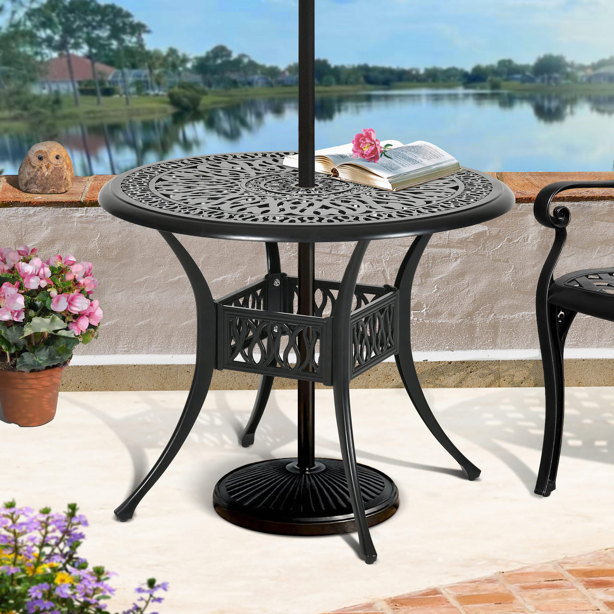 DWVO anti-slip feet keep the table stable on uneven outdoor surfaces