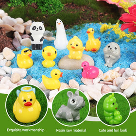 DWWPOO panda-figurine enhances storytelling dioramas and shelves
