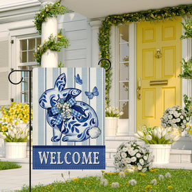 Dyrenson double-sided garden flag readable from both sides for versatile outdoor styling