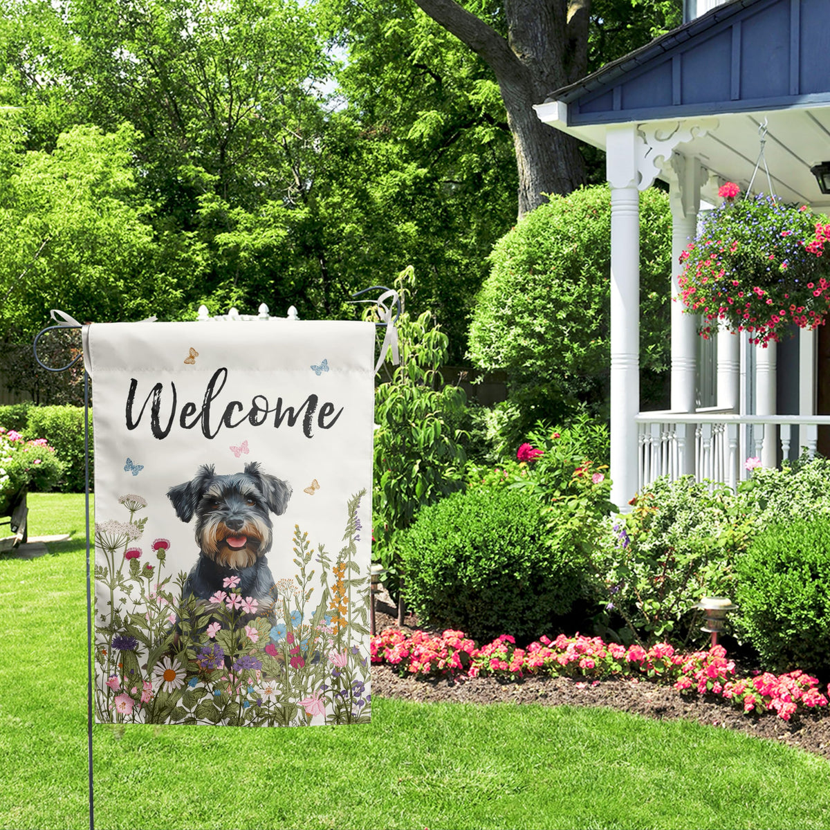 DZGlobal floral schnauzer garden decor adds charm to any garden or entryway.