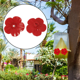 E-outstanding red flower design adds natural charm and visibility to feeders.