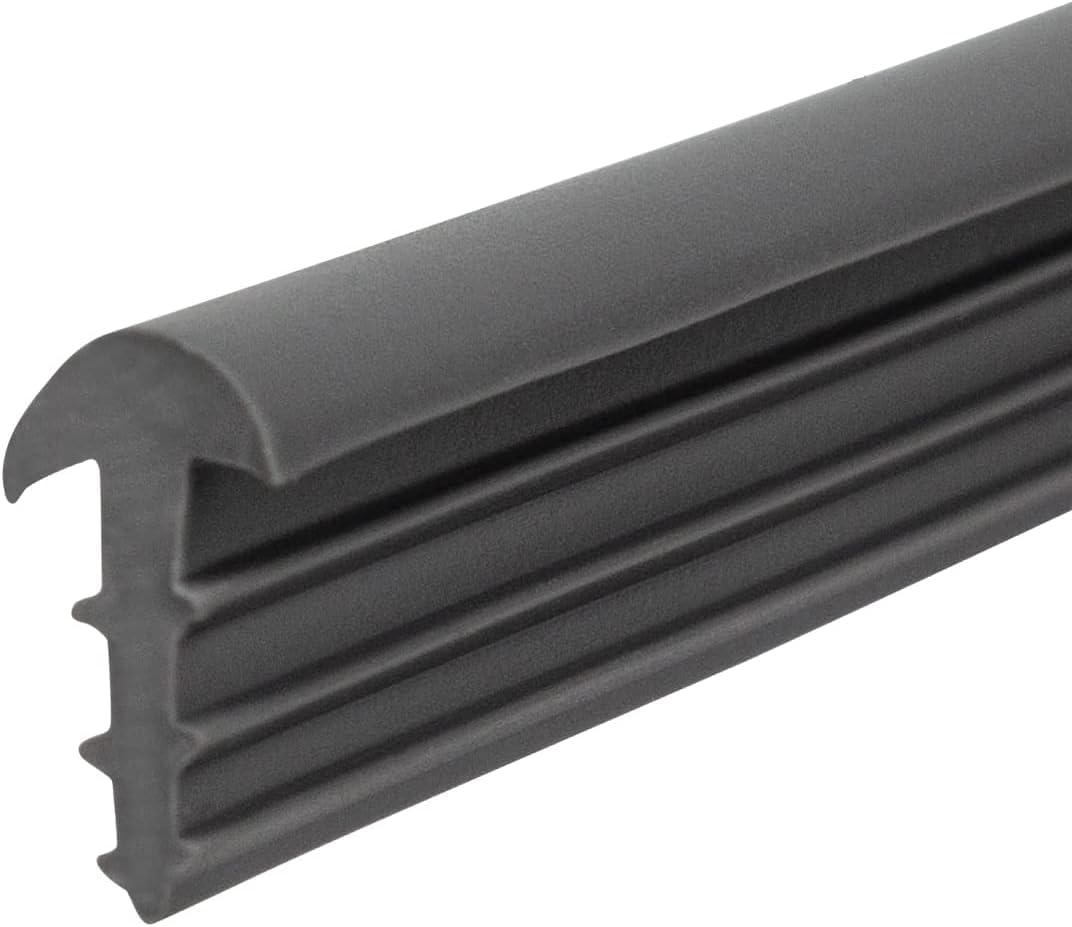 Earthtec 120ft pool liner bead lock secured for a tight fit across long runs.