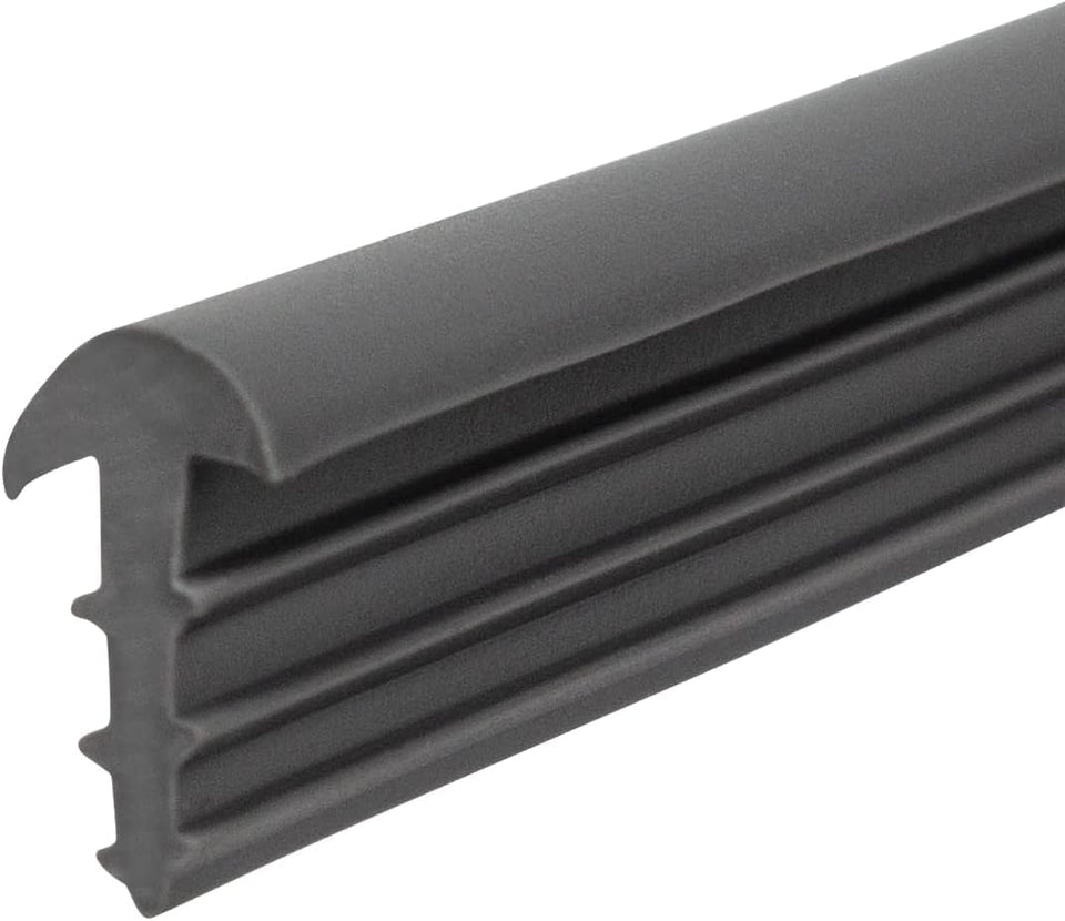 Earthtec 120ft pool liner bead lock secured for a tight fit across long runs.