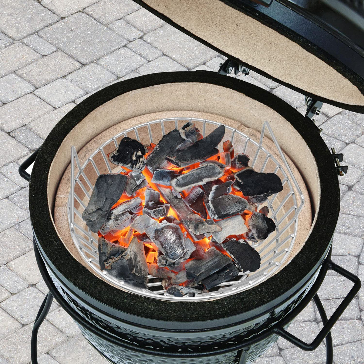 EasiBBQ ash basket enables easy ash removal while preserving leftover charcoal.