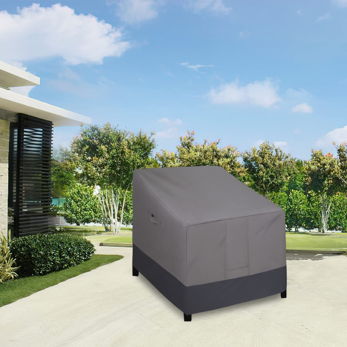 Easy-Going outdoor chair cover made of waterproof material keeps cushions dry.