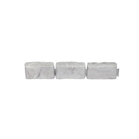 EasyFlex No-Dig edging with a stone-look border for clean lawn borders.