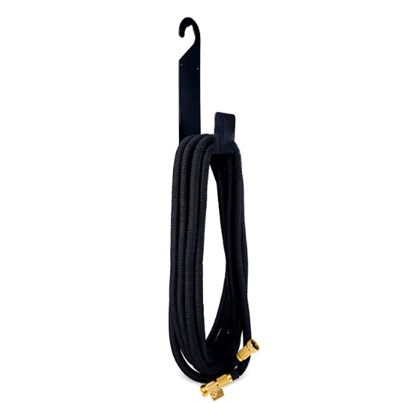 Ebliiny keeps backyard neat by preventing kinks and tangles.