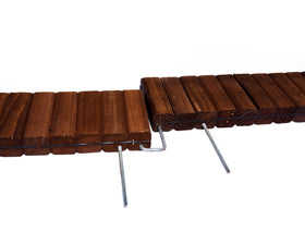 Eco-Green Wood border connector pin illustrates easy, snap-together length extensions.