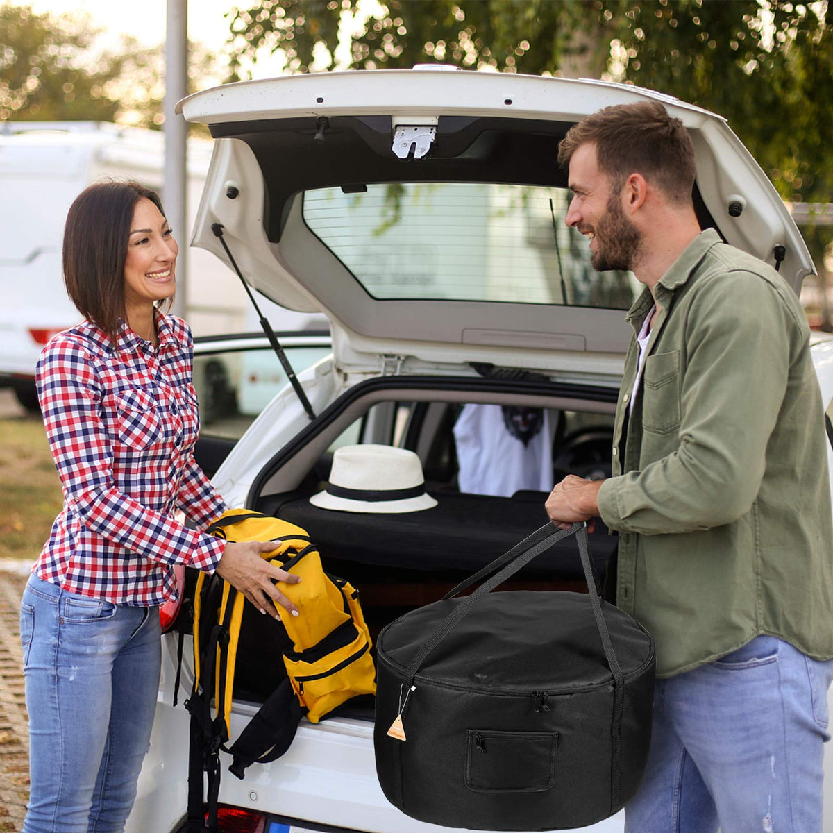 EddHomes carrying bag two-way zipper for easy loading and unloading the fire pit.