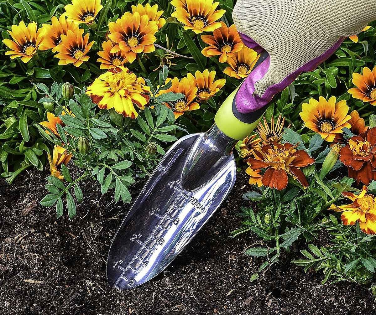 Edward Tools Transplanter Trowel shows ergonomic soft rubber handle for comfortable planting