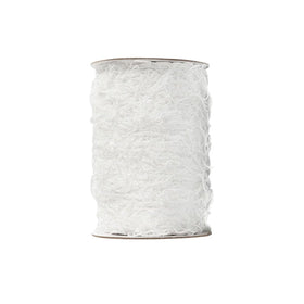 EDYCARX nylon trellis netting roll supports climbing plants in outdoor gardens.