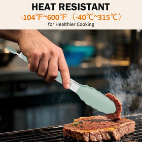 EEKEDO kitchen tongs ergonomic handle provides secure grip even with wet hands.