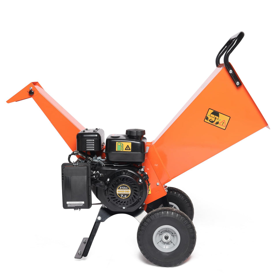 EFCUT wood chipper 7HP front view shows compact power for garden cleanup.