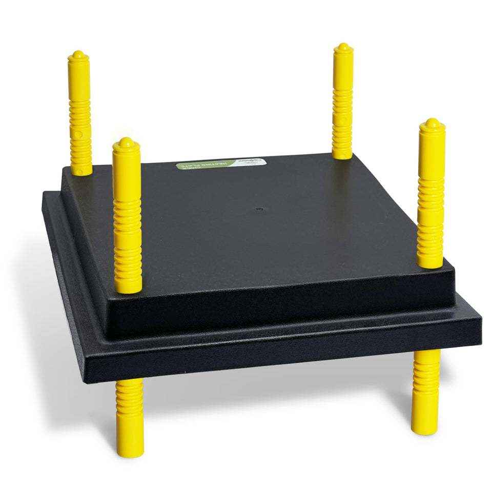 Eggluuz chick brooder plate provides safe warmth for chicks.