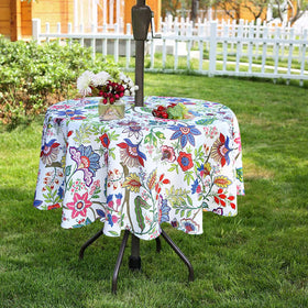 EHouseHome round tablecloth for indoor or outdoor use simplifies cleanup.