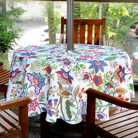 EHouseHome waterproof zippered tablecloth protects patio surfaces during rain showers.
