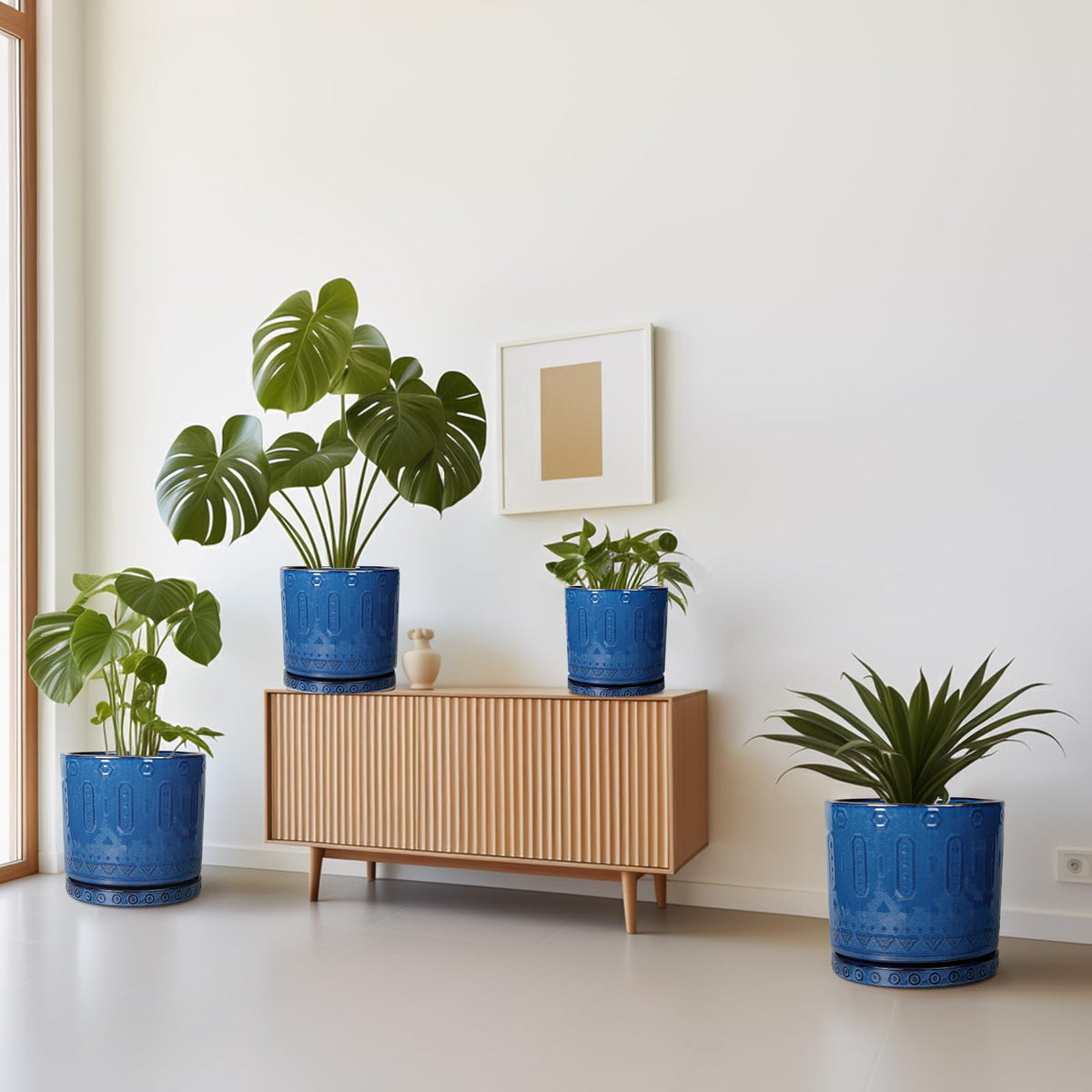 Eightpot garden-patio-decor adds curb appeal to outdoor spaces.