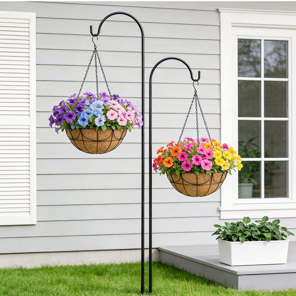 EINYEXW integrated hanging chains enable quick porch installation