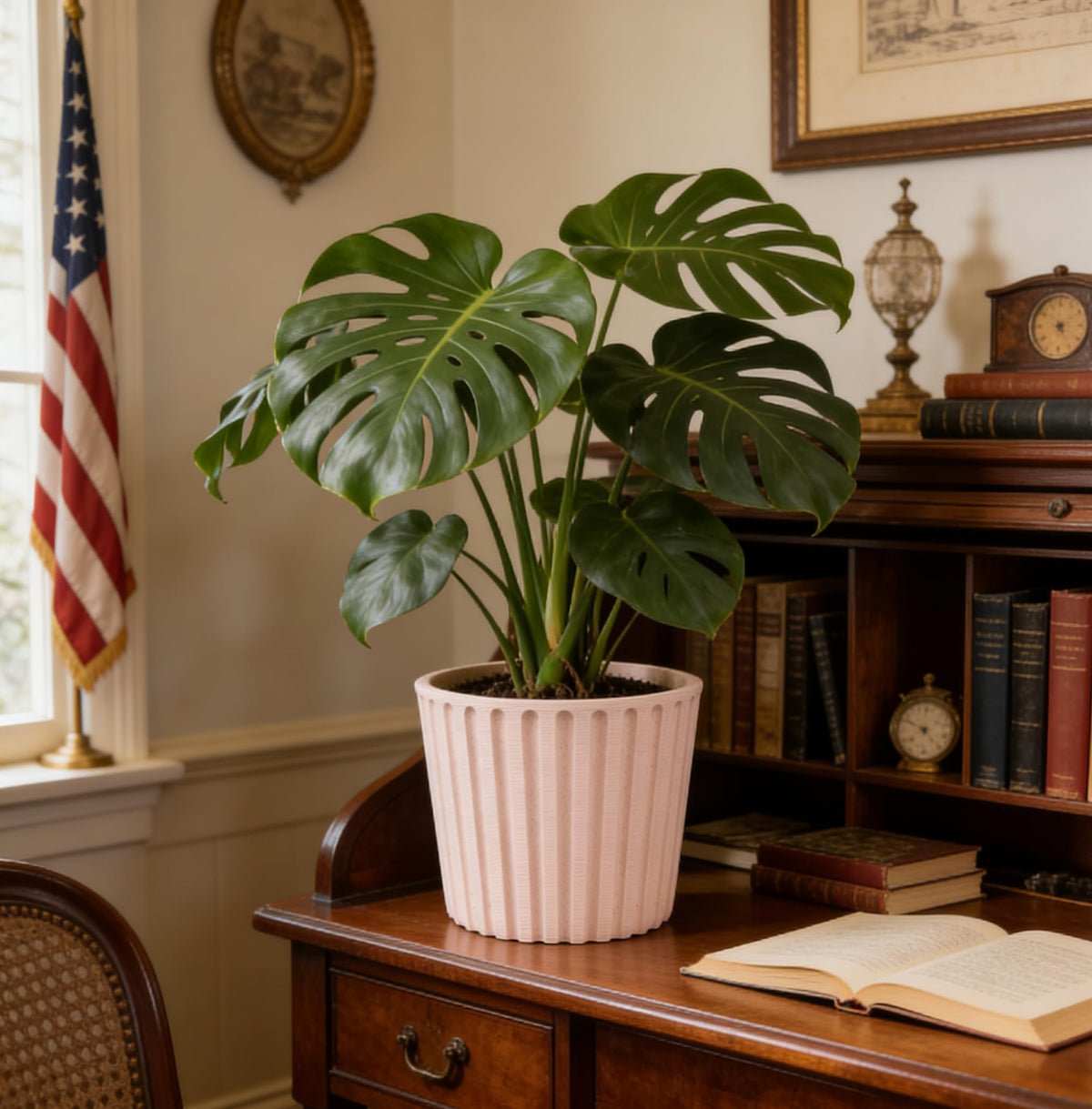 Ekirlin modern curves texture planter showcases contemporary style for living rooms.