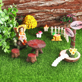 Elcoho waterproof durable grass suitable for repeated use in crafts.