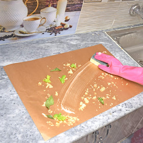 EMAANIA heat resistant up to 500°F keeps cookware smells at bay.