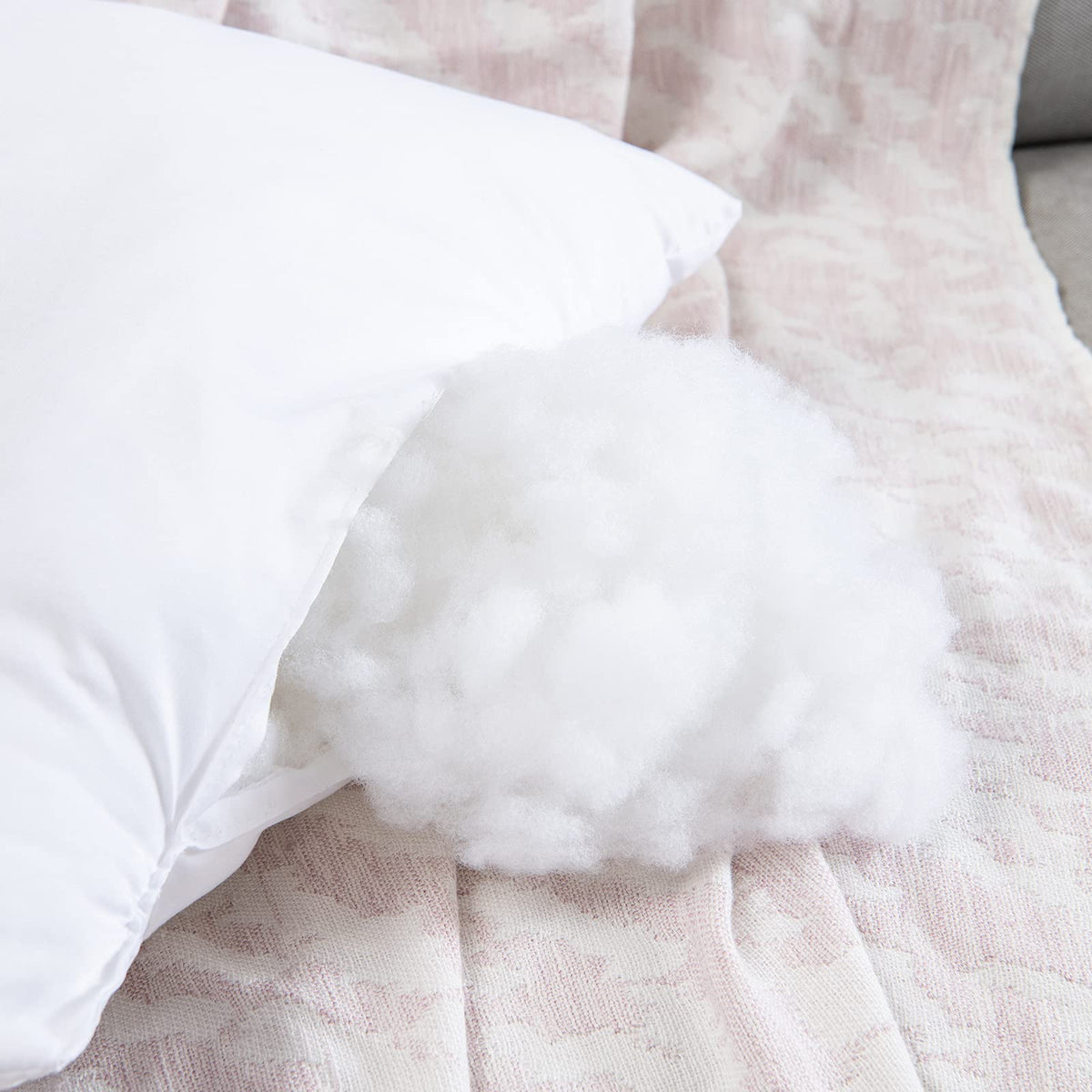 EMEMA 7D hypoallergenic fiber fill delivers soft, breathable comfort.