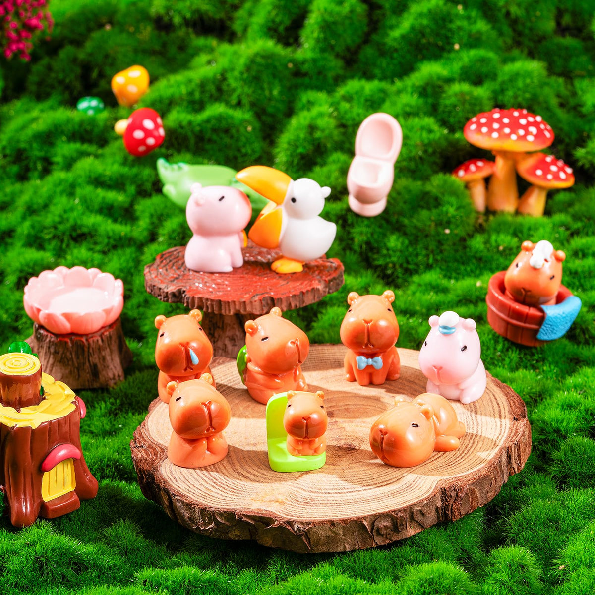 Emphasisy capybara cake toppers enhance dessert presentation.