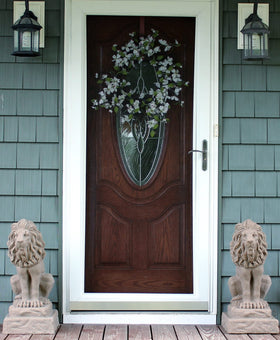 Lightweight EMSCO Guardian Lion statue enables easy porch setup