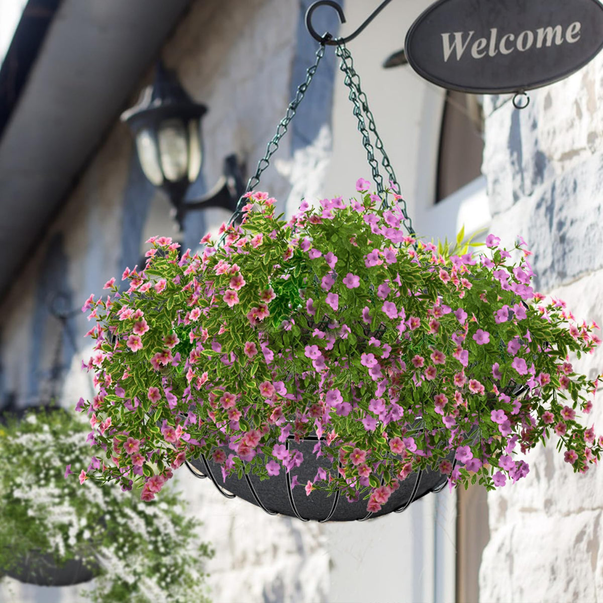 Emsiok liner helps deter birds from nesting in planters.