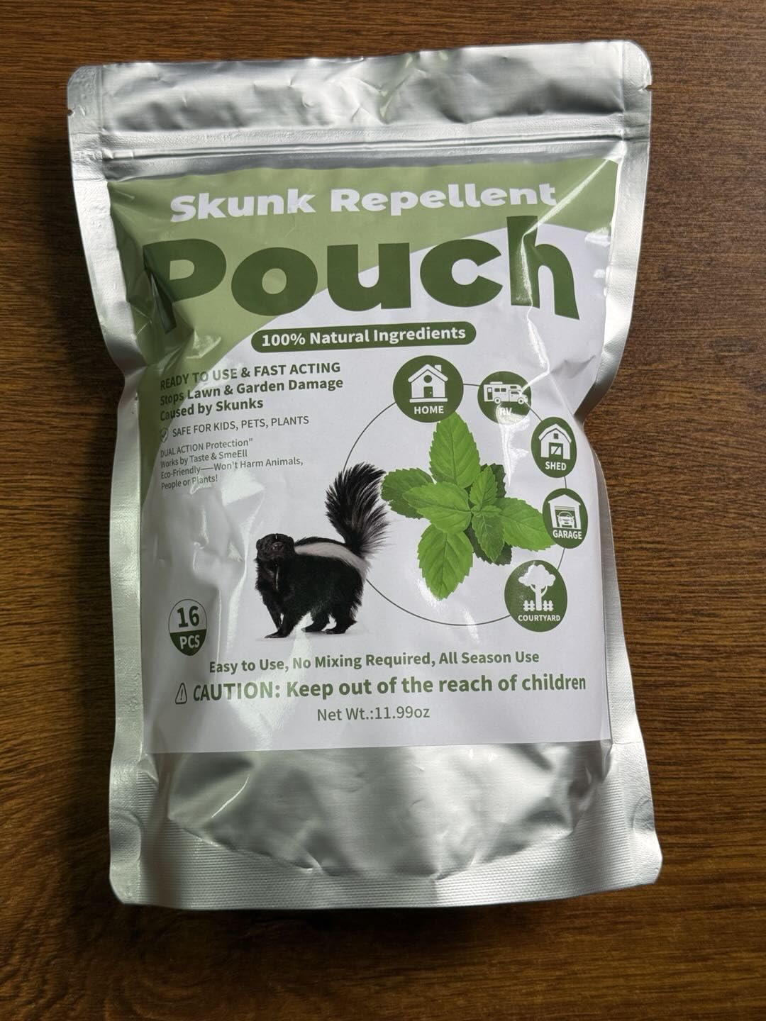 Close-up of ingredients in Enbabbor peppermint skunk repellent pouch