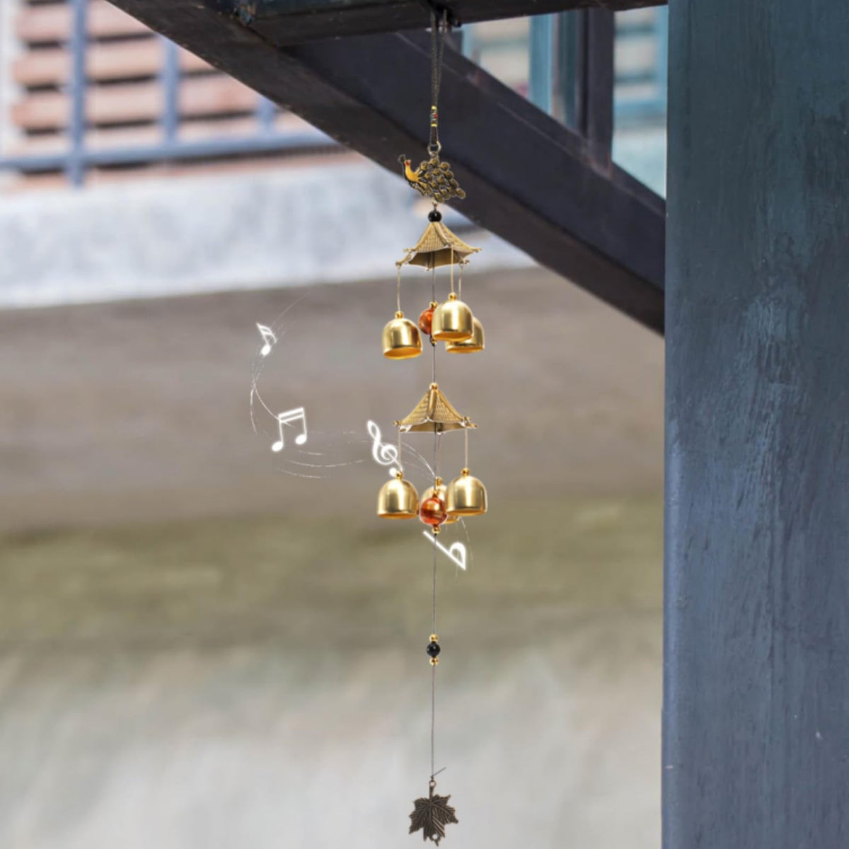 Eorbow wind chime suitable for indoor and outdoor use