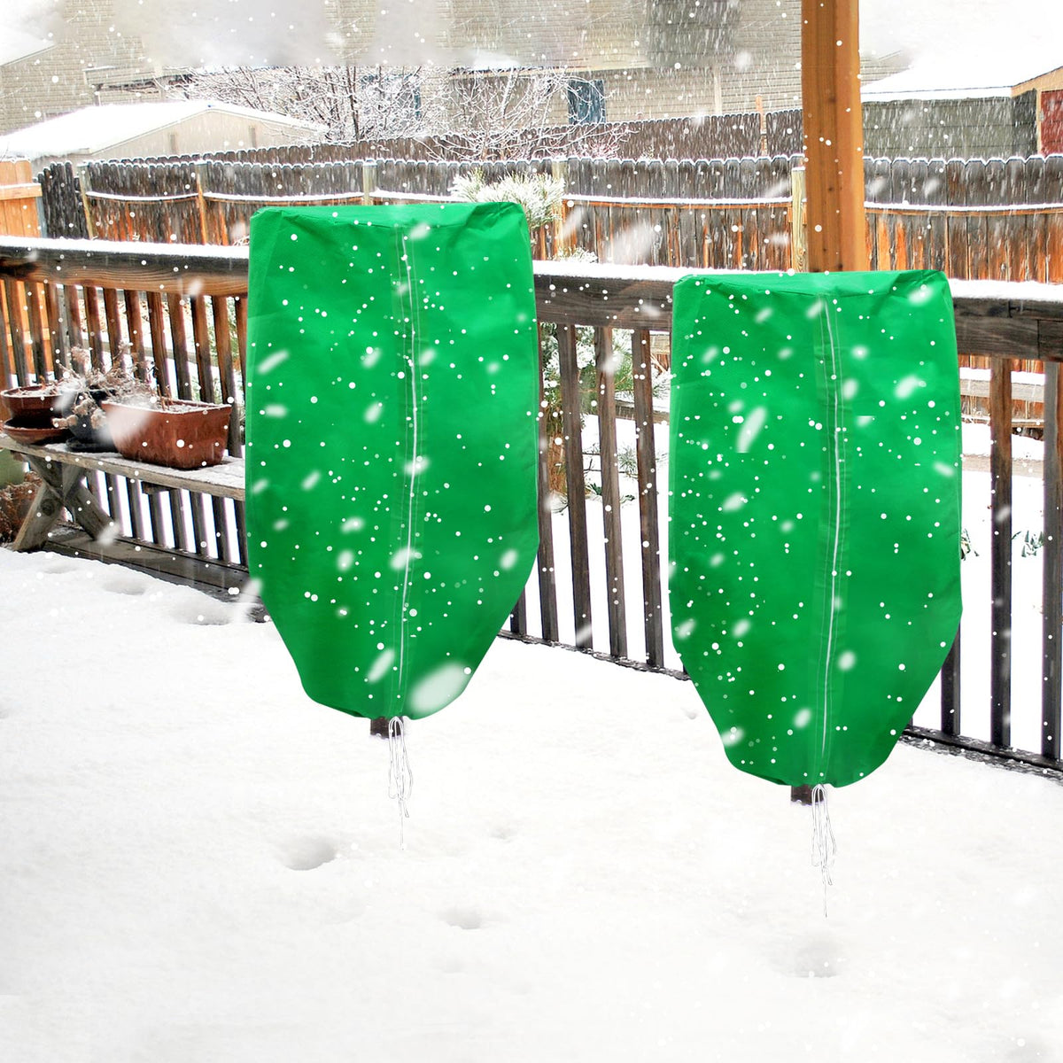 ERTIUANIO frost blankets shield against frost, hail, and pests without heavy bulk.