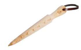 Esschert Design Secrets of the Kitchen Garden dibber shows 10-25 inch length for depth control