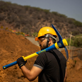 Estwing dig in tight spaces for trenching and roots.
