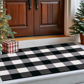 Euoloar buffalo plaid rug, 27.5x43 inches, soft entryway comfort