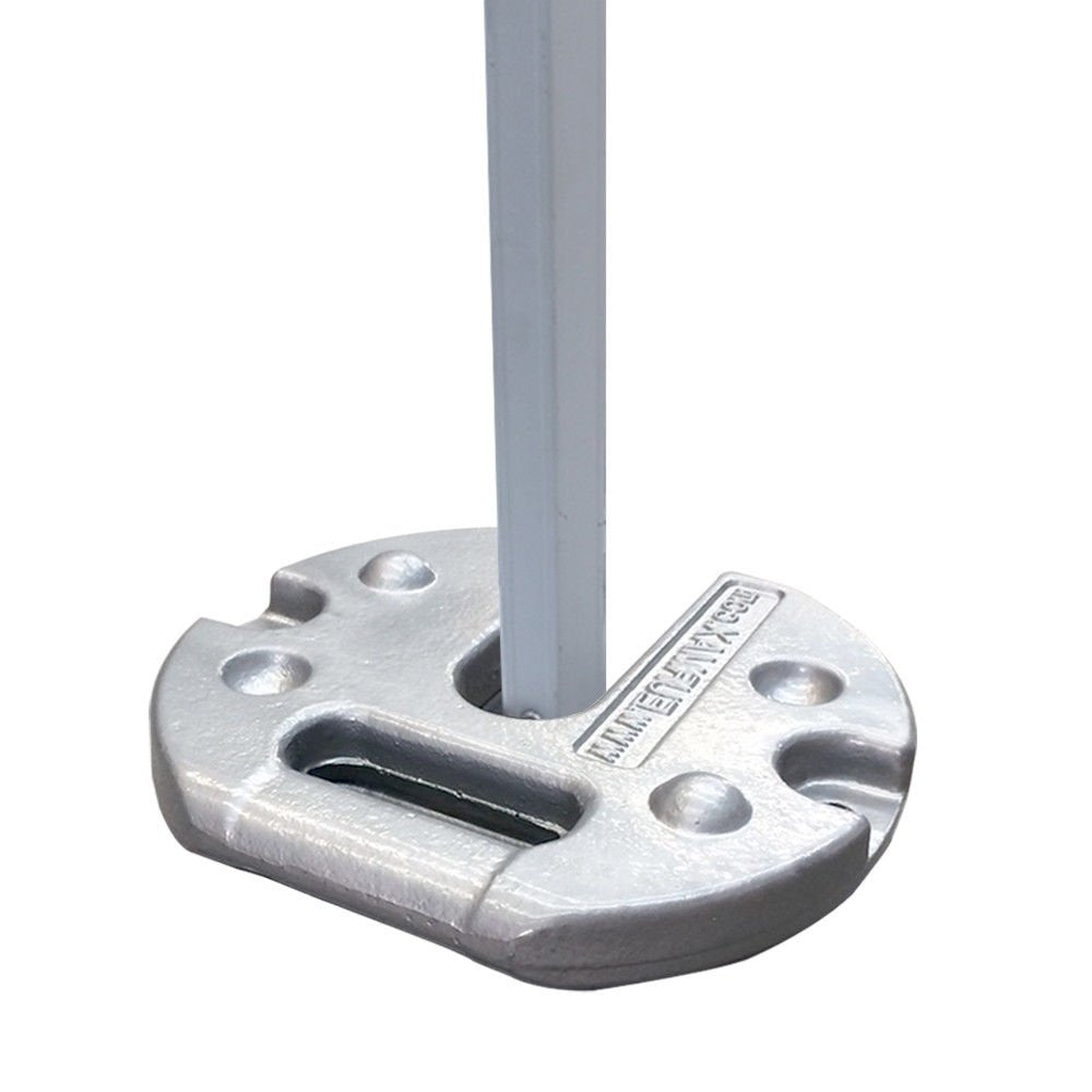Eurmax weights work on concrete and grass for versatile use.