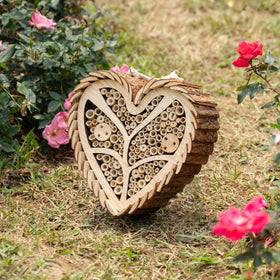 Execabe Bee Hotel natural pine wood material emphasizes durable, chemical-free nesting spots