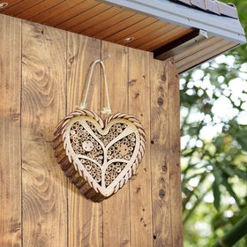 Execabe Mason Bee House includes sturdy lanyard for simple installation