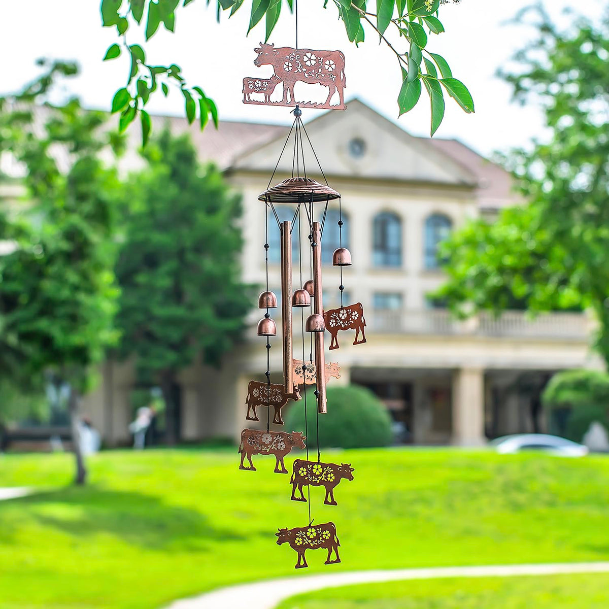 EZTZEN eztzen cow wind chimes antique bronze color enhances garden aesthetics.