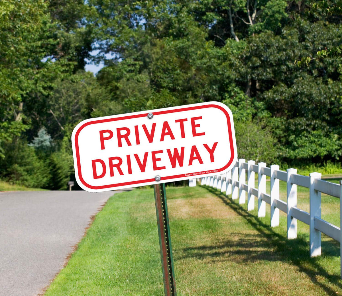Faittoo easy mounting on walls or posts for private driveway signage.