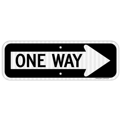 Faittoo one-way sign with right arrow front view showing bold, high-visibility lettering