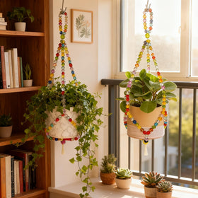 FALESHOS easy install: hangers fit pots 3 to 6 inches.