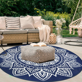 Famibay patio backyard porch outdoor carpet is easy to clean and quick-drying.