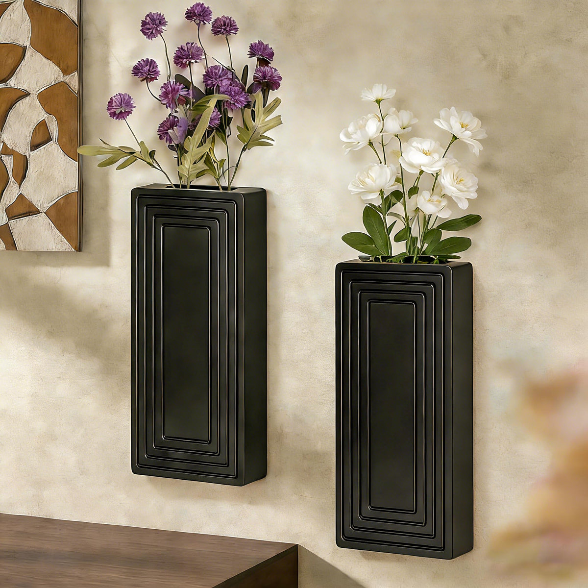 FancyPlus seasonal decor with dried flowers creates updated ambiance.