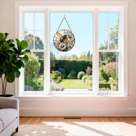 FancyPlus suction cup enables tool-free installation on windows, doors, or porches.